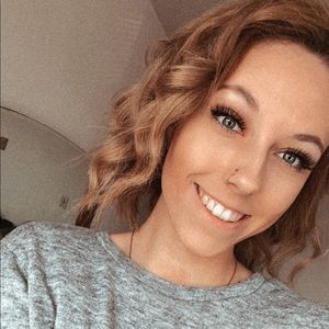 Meet your Posher, Rachal